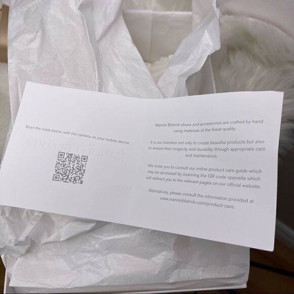 Manolo Blahnik Beige/Nude Rhinestone Verda Flat Sandal EU 40 - Picture 8 of 11